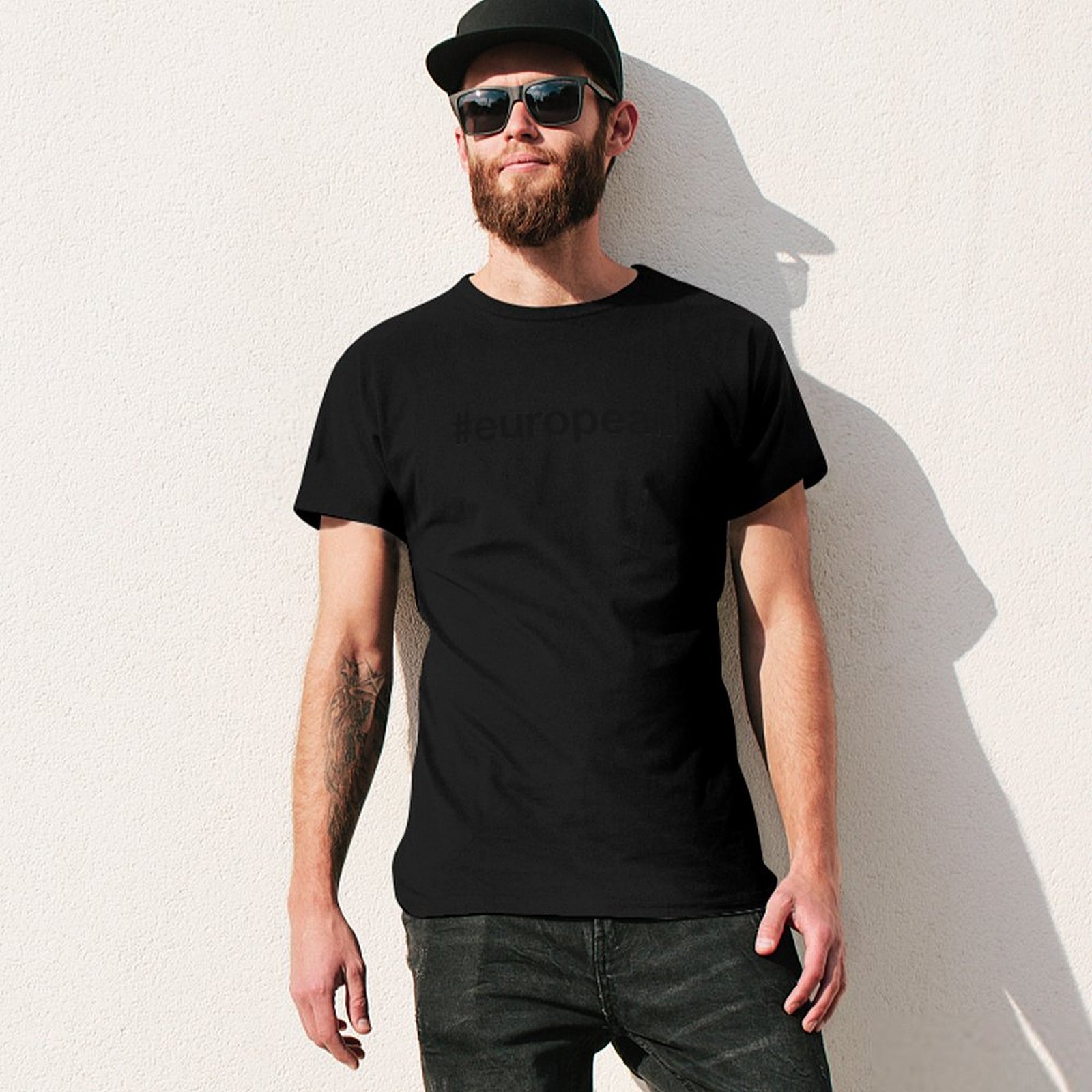 T-Shirt con Hashtag EUROPEAN,  - Mens Fashion Hashtags recensione e prezzo